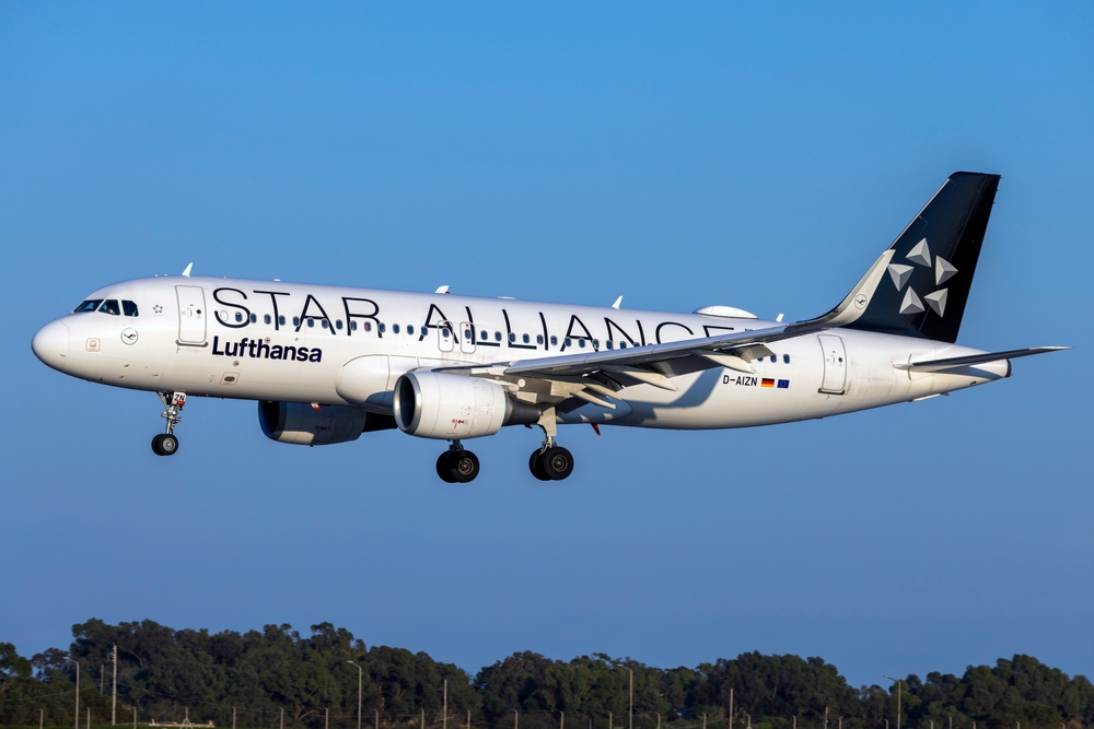 Lufthansa Star Alliance A320